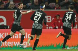 爱游戏官网-包含弗赖堡主场功夫战胜斯图加特，积分暂居第七的词条