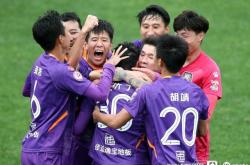 爱游戏大厅-哈尔滨冰城连败形势咄咄逼人，保级压力巨大的简单介绍