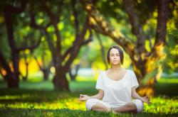 爱游戏官方入口-冰火双极，拜仁北欧突围与布鲁诺国家德比封神