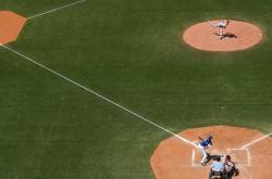 AYX官方直播-冰与火之歌，青岛绝境翻盘广东，西亚卡姆刷新纪录之夜