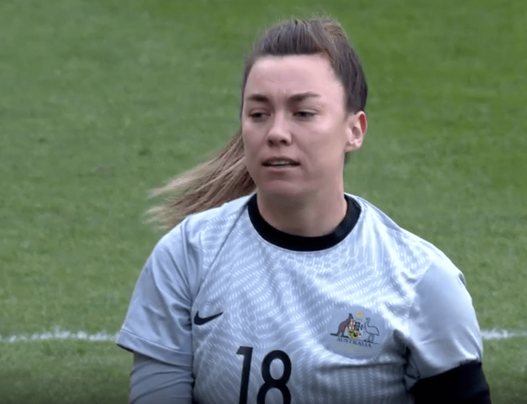 包含智利女足夺小组第一晋级强满血复活的词条 包含智利女足夺小组第一晋级强满血复活的词条