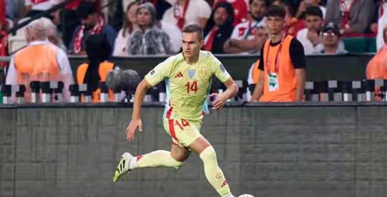 西班牙队在亚洲锦标中创造历史 西班牙队在亚洲锦标中创造历史