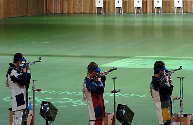 印度田径选手勇夺第一,冲刺胜利 印度田径选手勇夺第一,冲刺胜利