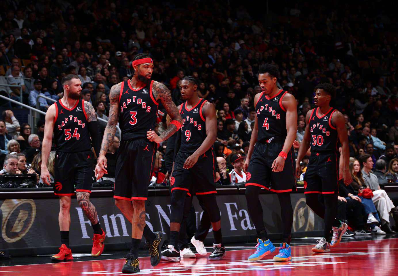 关于尼克斯凭借霍尔迪绝杀击败猛龙,全队士气高涨的信息 关于尼克斯凭借霍尔迪绝杀击败猛龙,全队士气高涨的信息