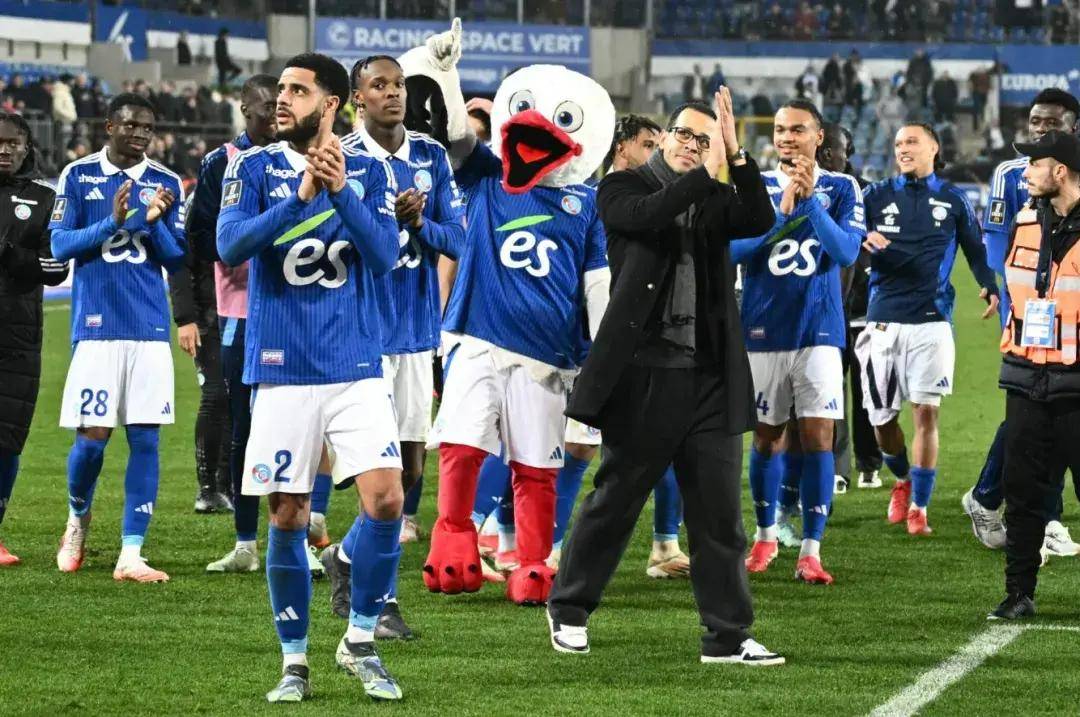 斯特拉斯堡队在法国足坛上频频取胜的简单介绍 斯特拉斯堡队在法国足坛上频频取胜的简单介绍