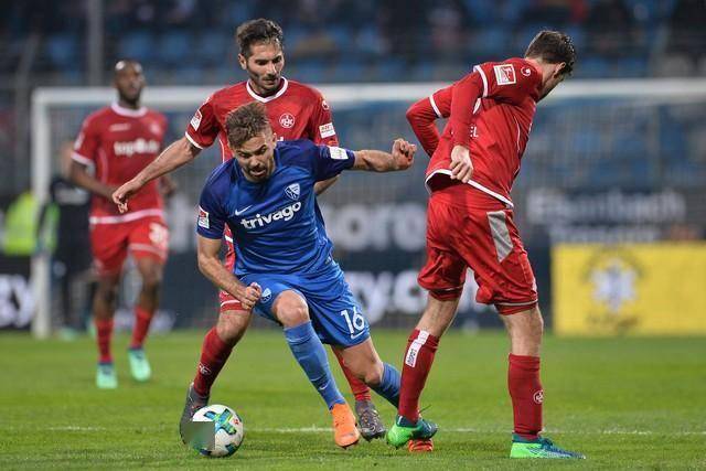 沙尔克足球队在德国联赛中获得胜利