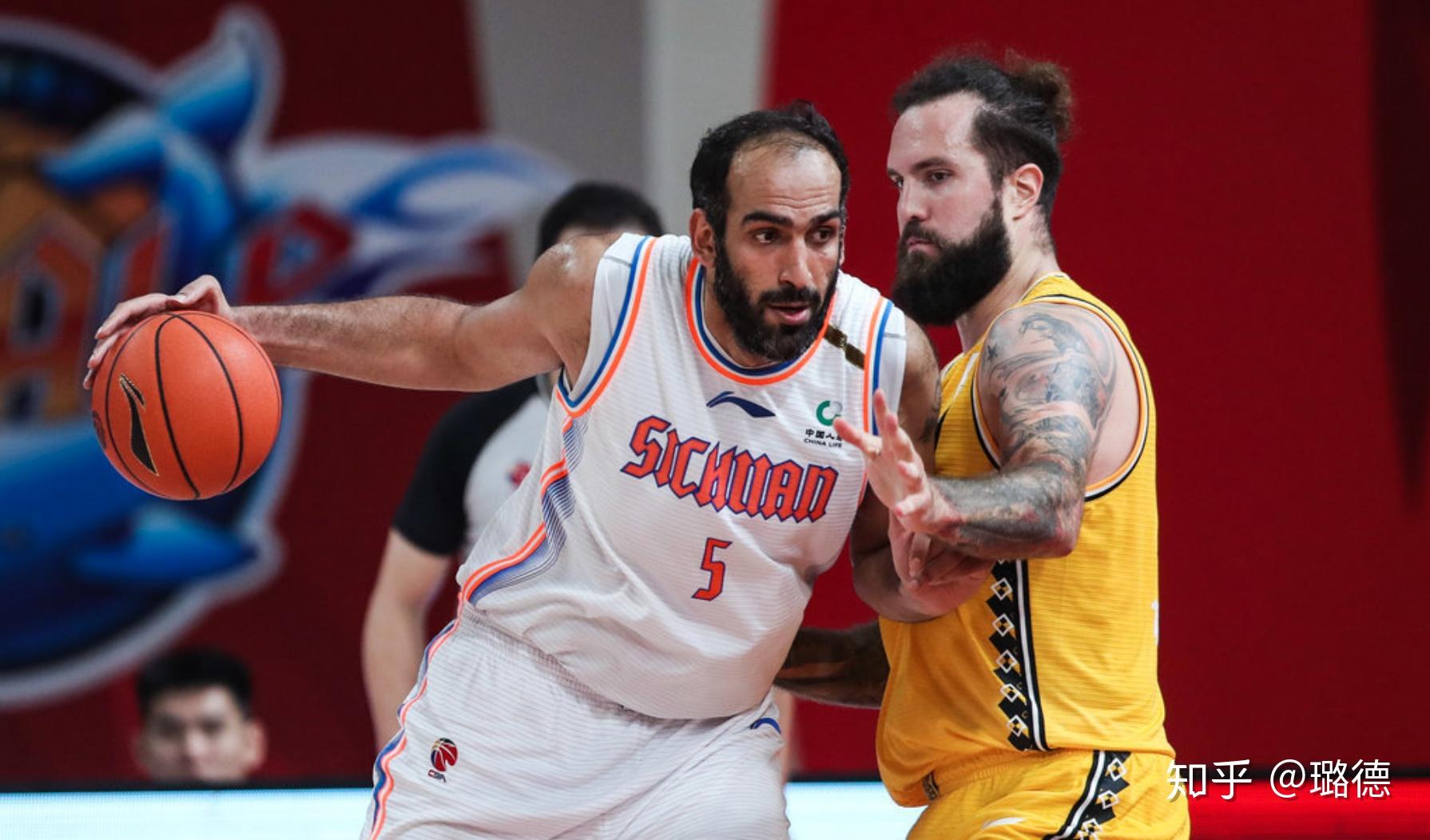 湖人绝杀江苏队，胡金秋关键制胜的简单介绍