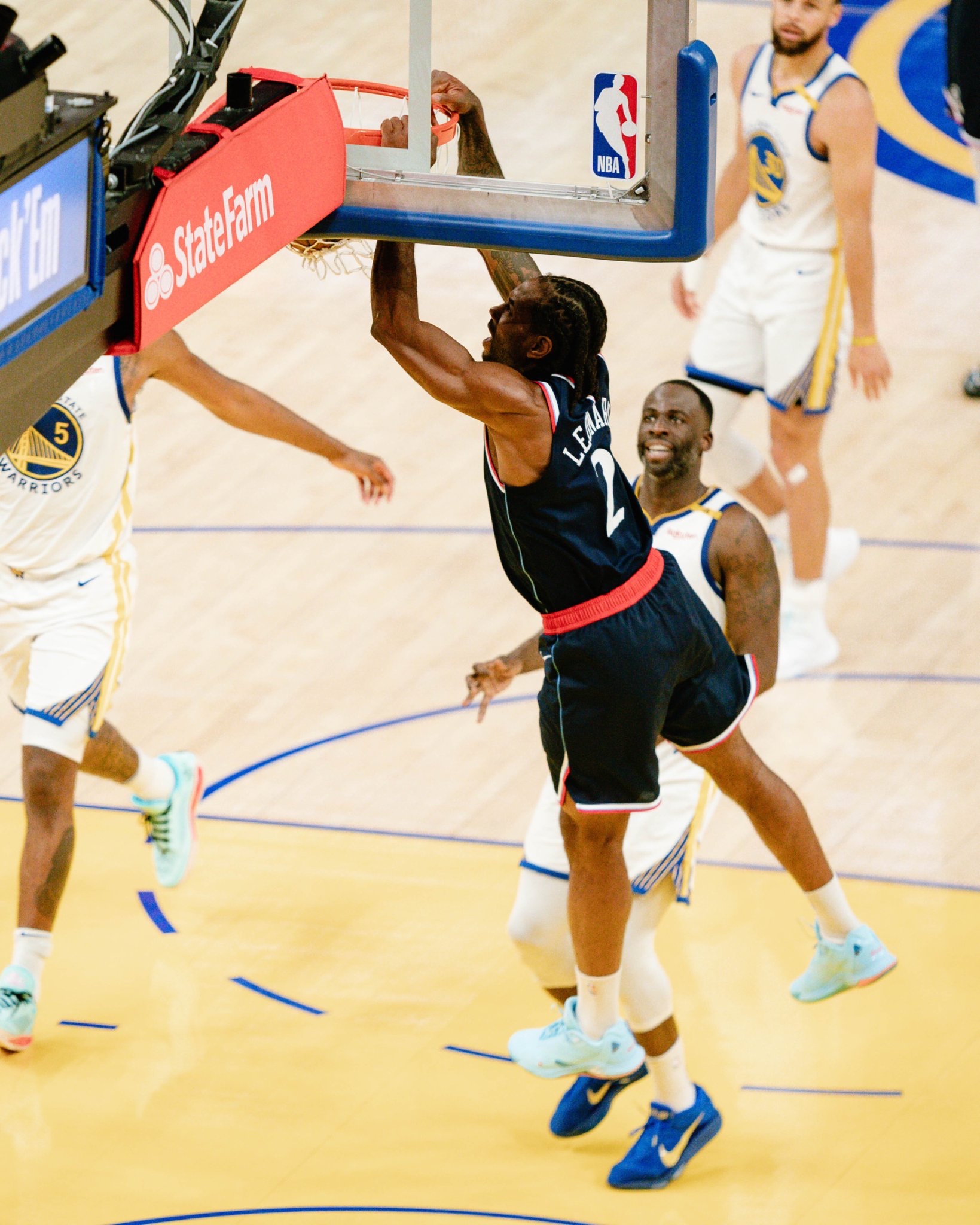 火箭主场大胜快船，重回胜利轨道