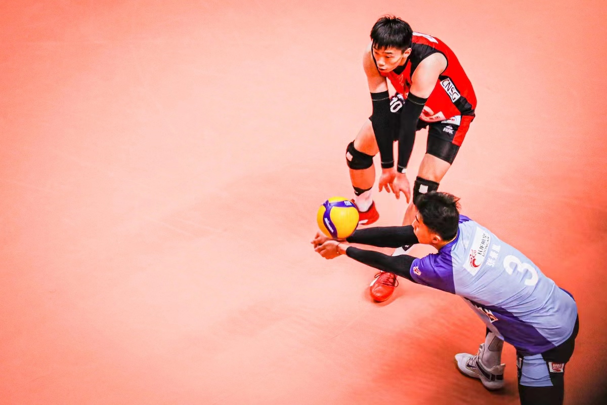 浙江队完胜上海队,拉文扛起全队的简单介绍 浙江队完胜上海队,拉文扛起全队的简单介绍