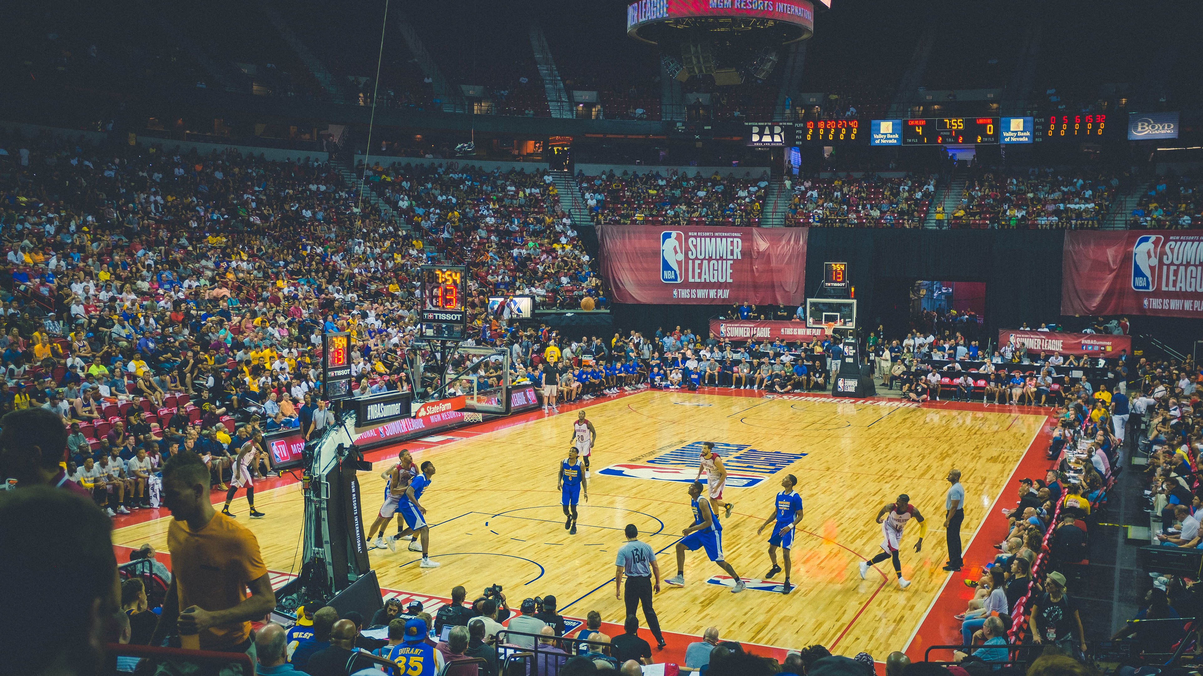 爱德华兹的唯一时刻，当热火遇上快船，新星如何定义胜负